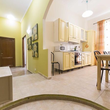 Albachiara Guest House โรม ภายนอก รูปภาพ