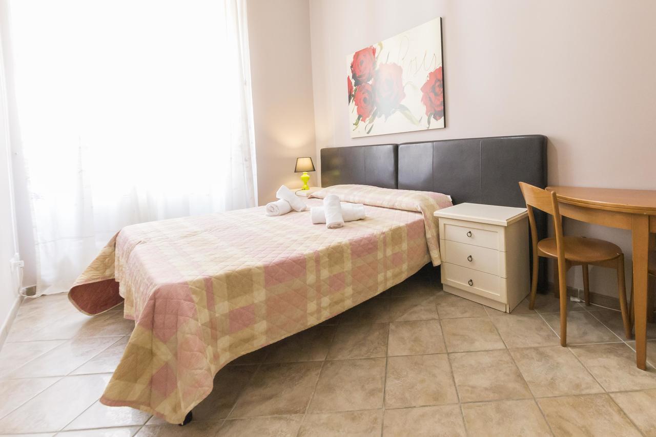 Albachiara Guest House โรม ภายนอก รูปภาพ